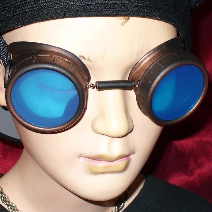 Dark Brown Goggles: Blue Lenses