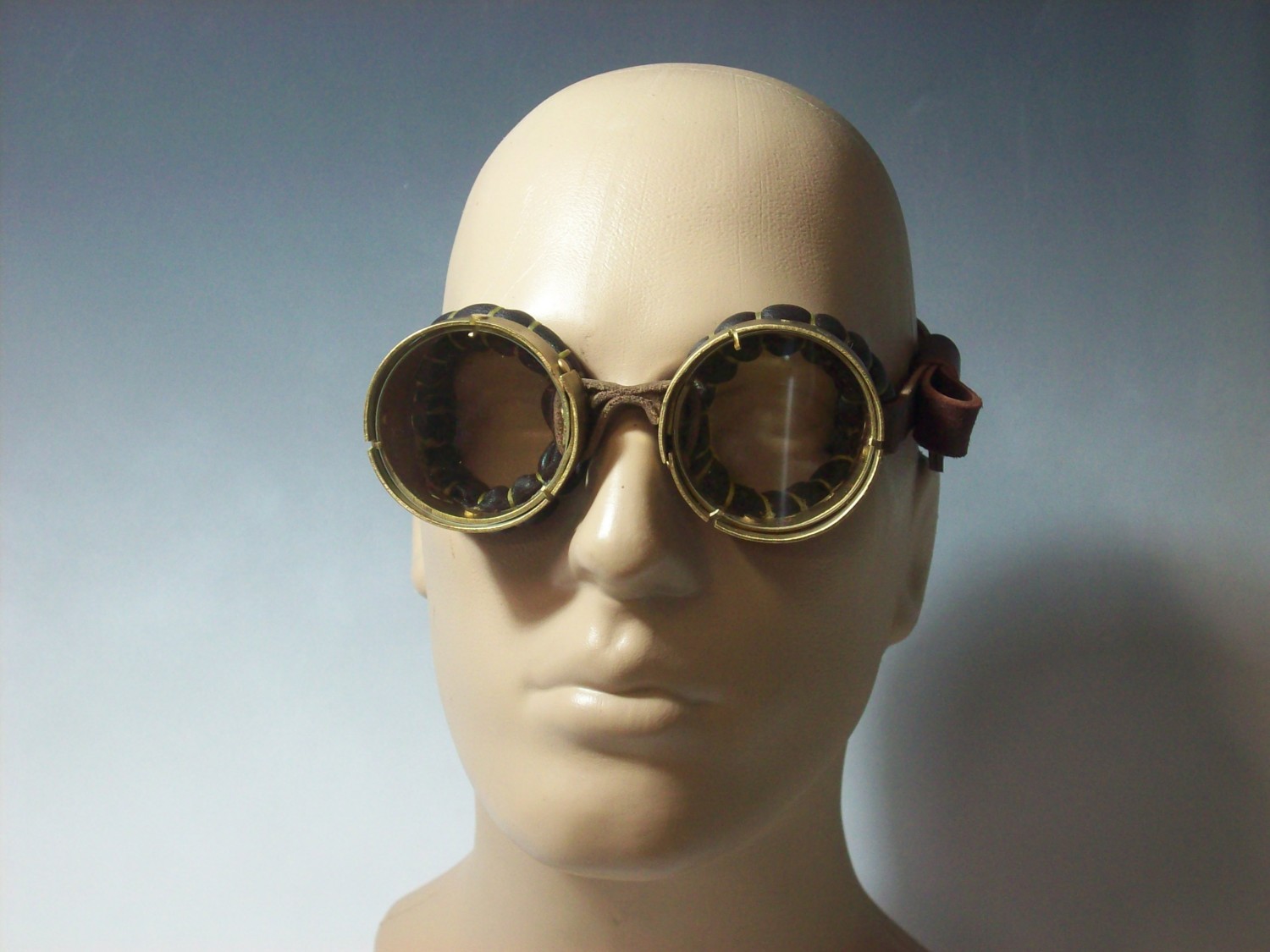 Genuine Saddle Leather Victorian Style Spike Goggles Colored Lenses & Ocular Loupe Mad Scientist 