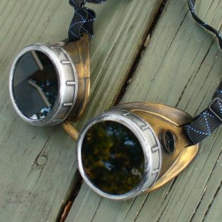 Bronze & Silver Goggles: Dark Lenses