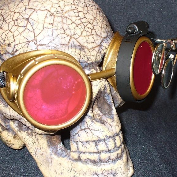 Gold Apocalypse Goggles: Pink Lenses w/ Eye Loupe