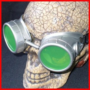 Silver Apocalypse Goggles: Green Lenses