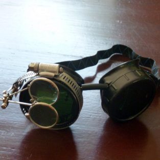 Black Goggles: Black Lenses w/ Brass Ship's Wheel & Eye Loupe