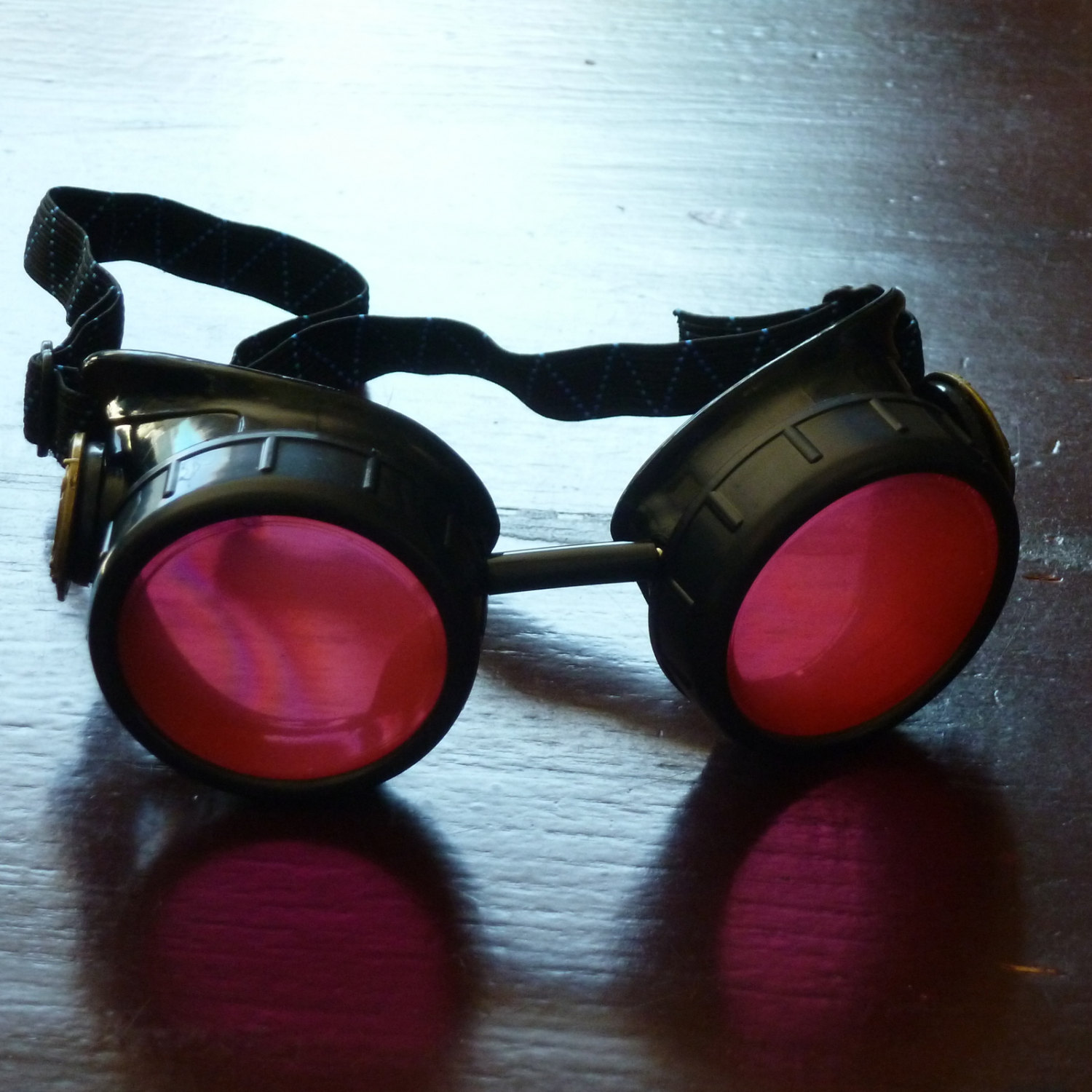 Black Goggles: Red Lenses w/ Brass Watch Movement