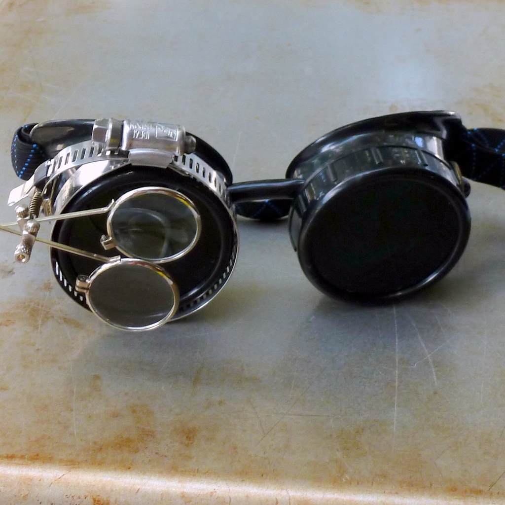 Black Goggles: Black Lenses w/ Black Turquoise Side Pieces & Eye loupe