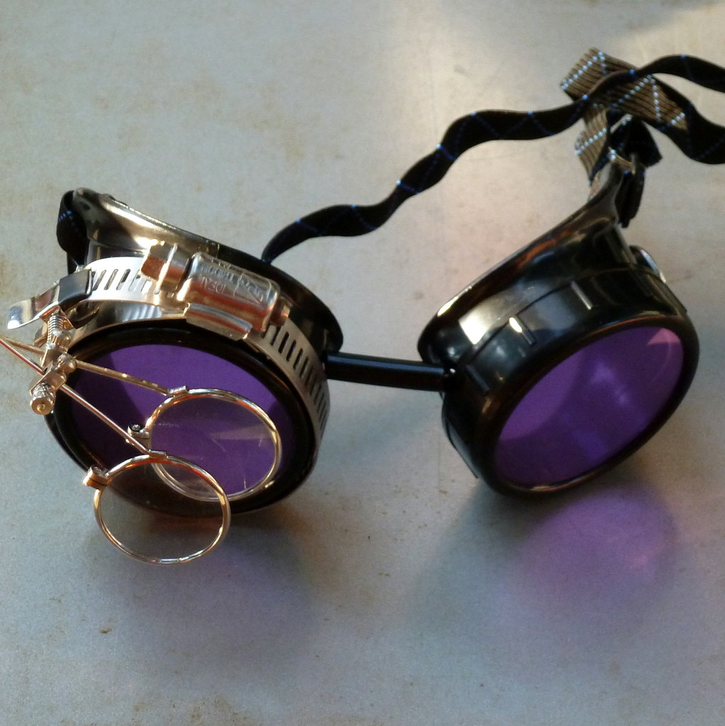 Black Goggles: Purple Lenses w/ Eye Loupe & Black Turquoise Side Pieces