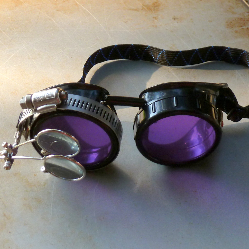 Black Goggles: Purple Lenses w/ Eye Loupe & Red Turquoise Side Pieces